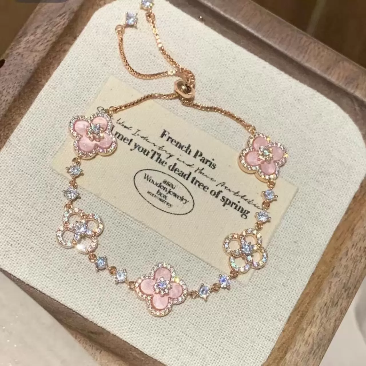 Lucky Pink Mother-of-Pearl Fou