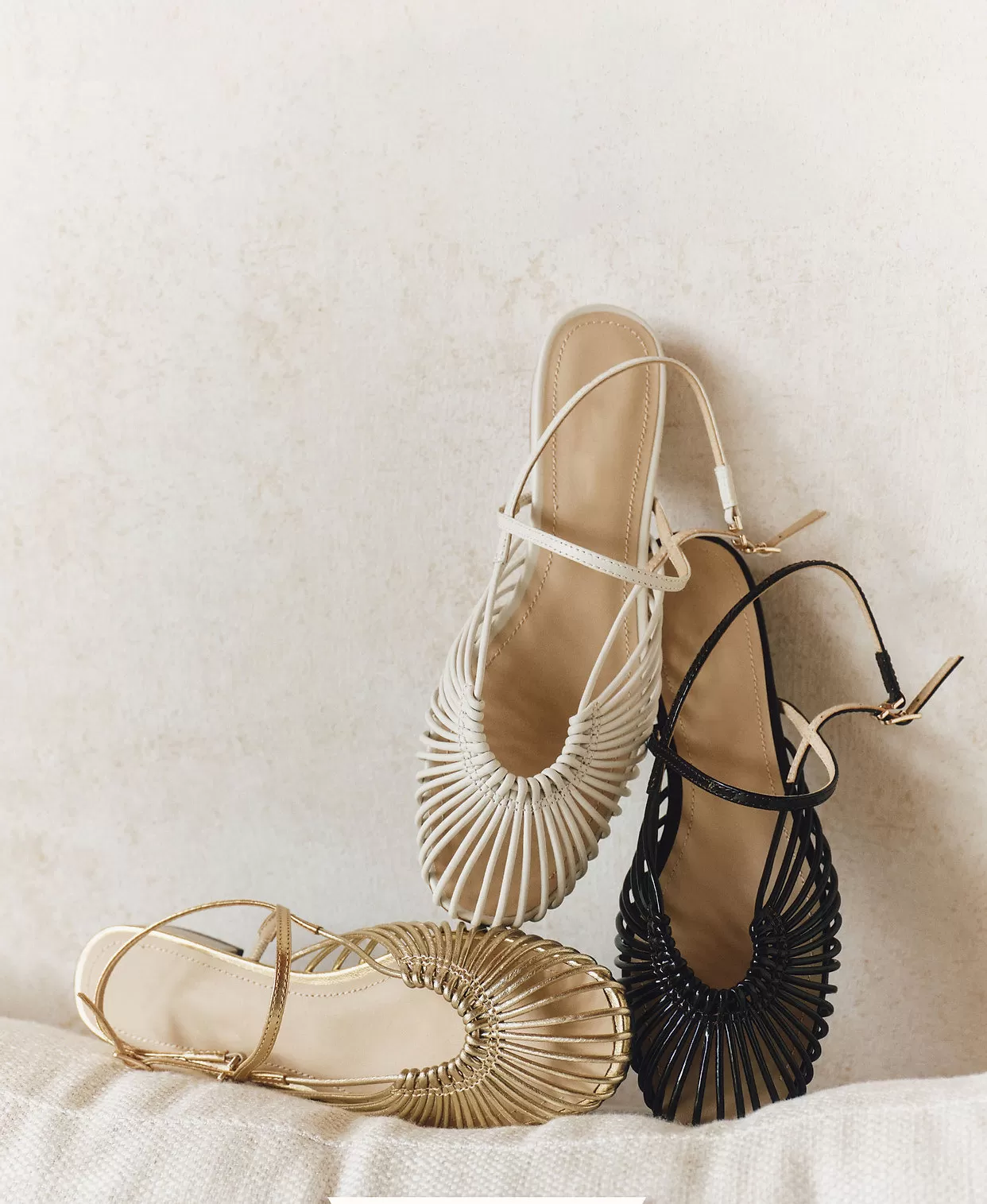 Women Handmade Woven Cage Flat